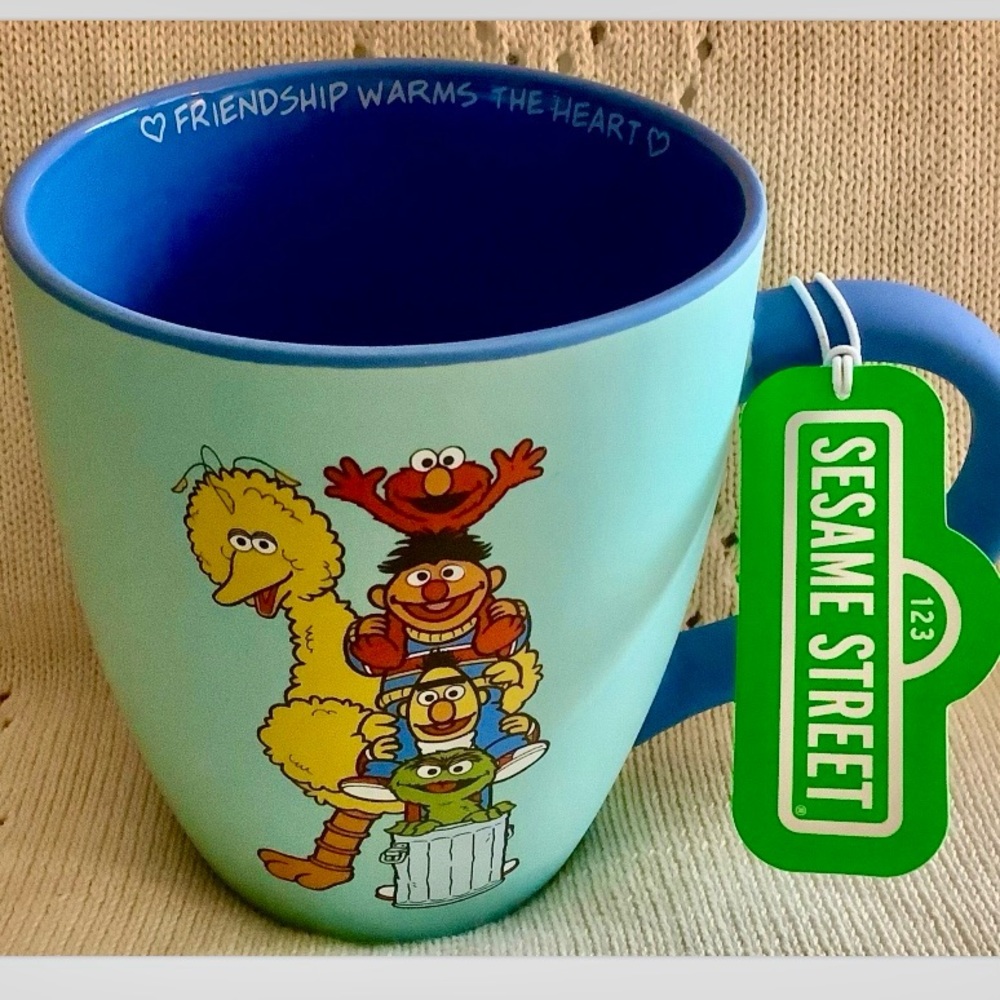 New Sesame Street "Friendship Warms the Heart" Mug
